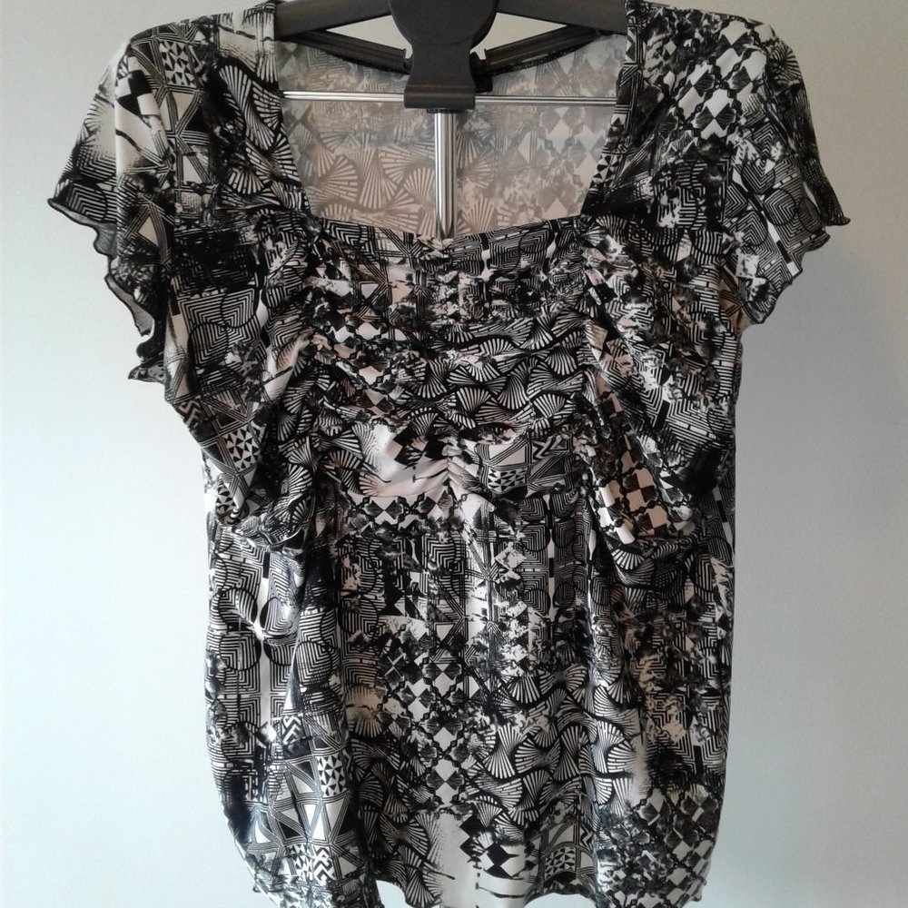Vintage Clientele Black and White Top